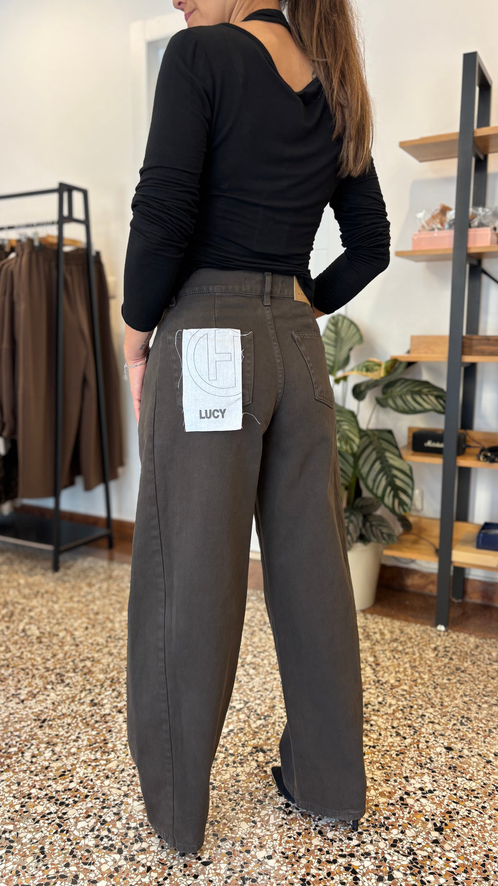 Pantalone Lucy