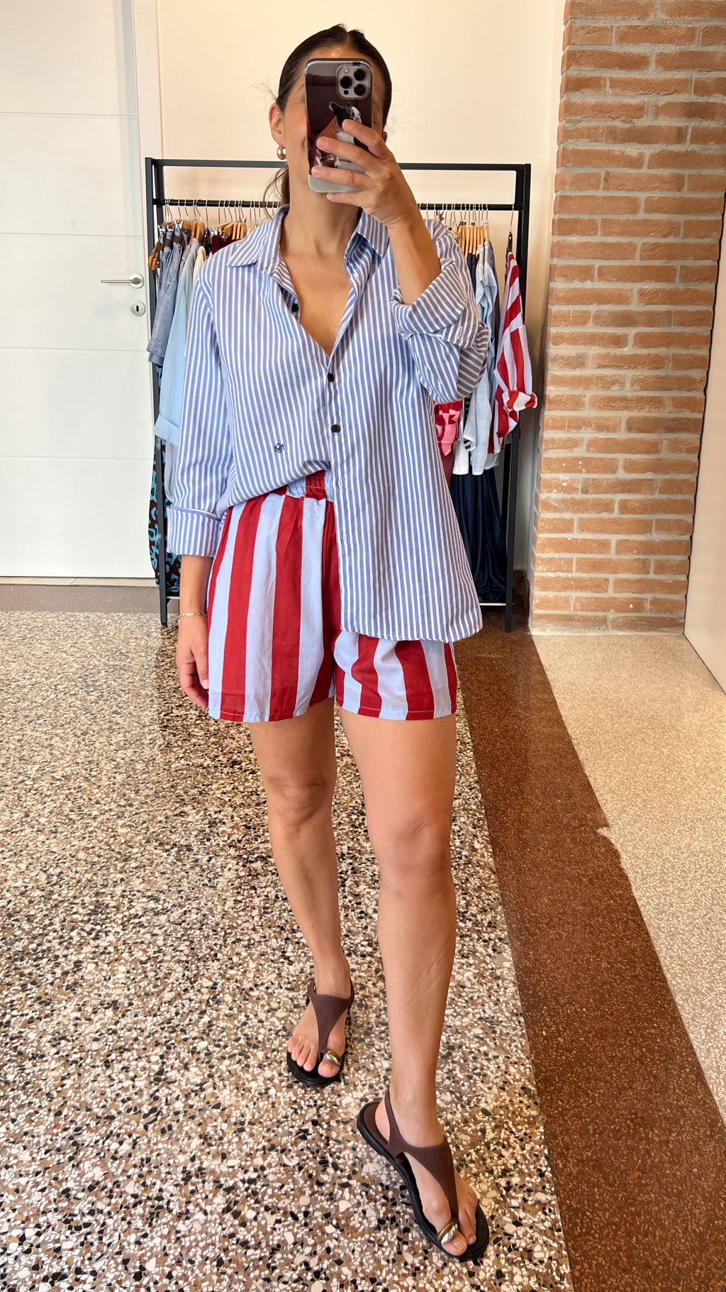 Shorts in mussola
