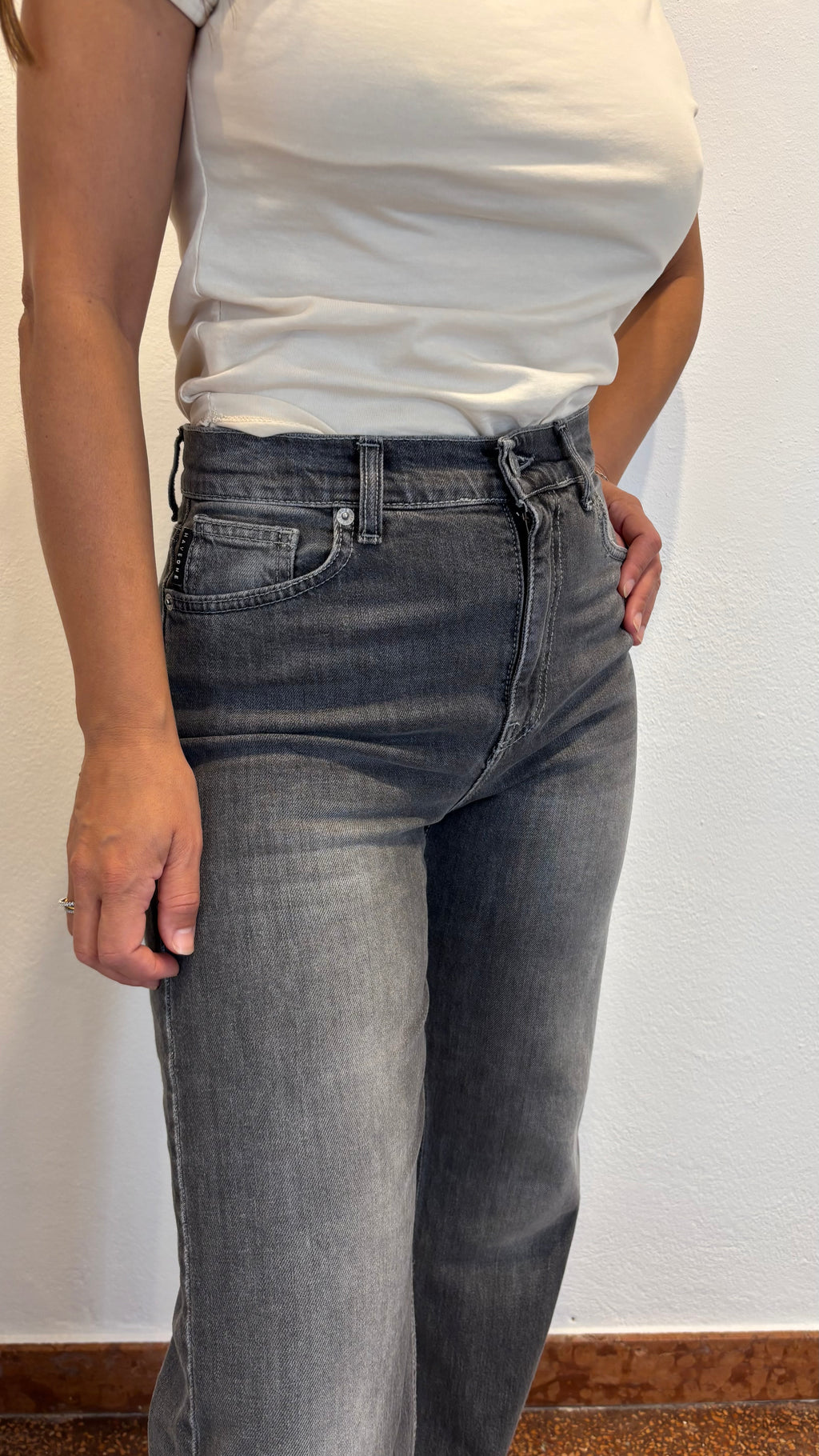 Jean London