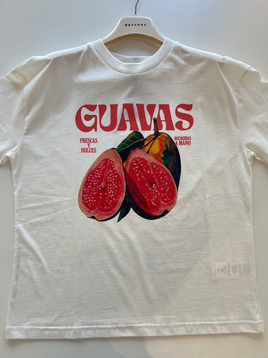 T-shirt guavas